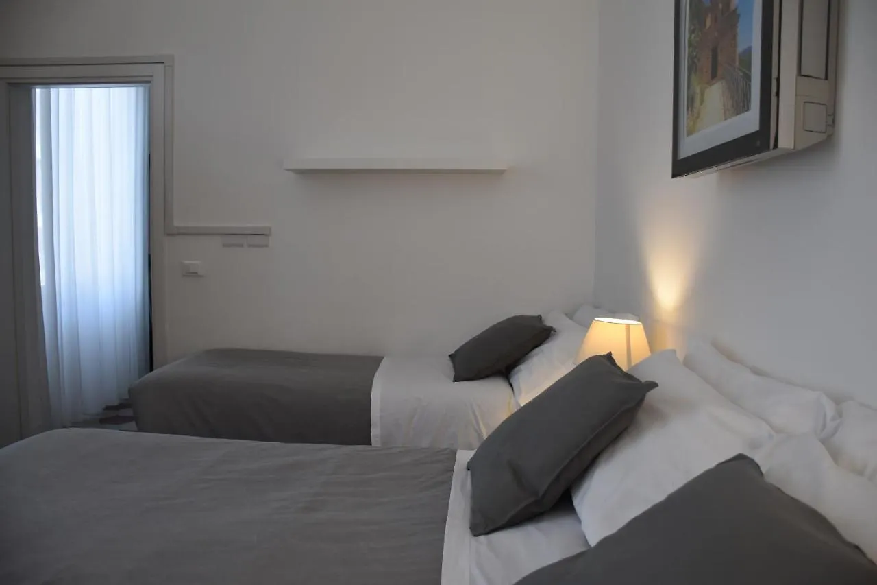 Rhegion B&B Reggio Calabria Bed & Breakfast